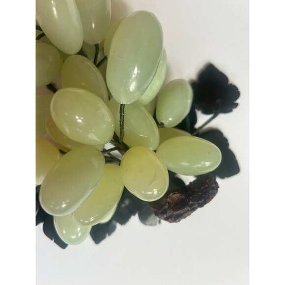 Vintage Jade Grape Cluster With Metal Leaves Decorative Piece - Picture 3 of 8
